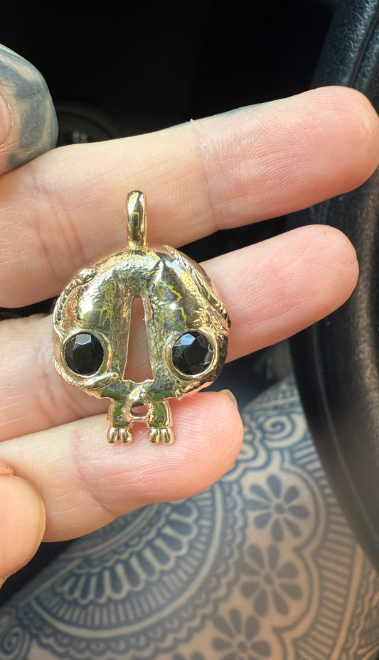 Bronze skull with Black Onyx, by Taylor Bosworth
